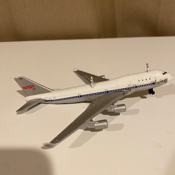 NASA Space Shuttle Carrier 747 Toy Plane 6" Diecast Model Vintage - Picture 3 of 4